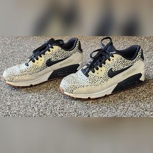 Nike Air Max Leopard Shoes 7.5